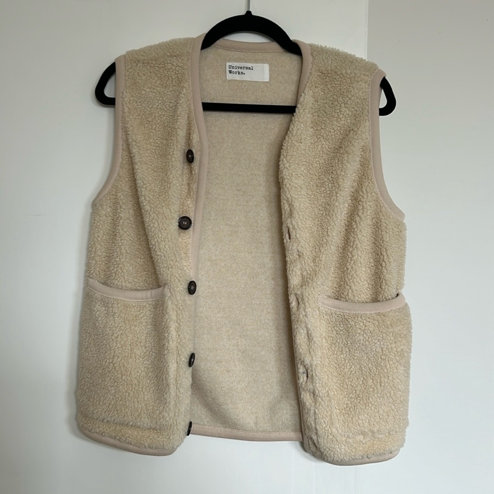 Universal Works mountain fleece natural Sherpa vest (unworn) size XS